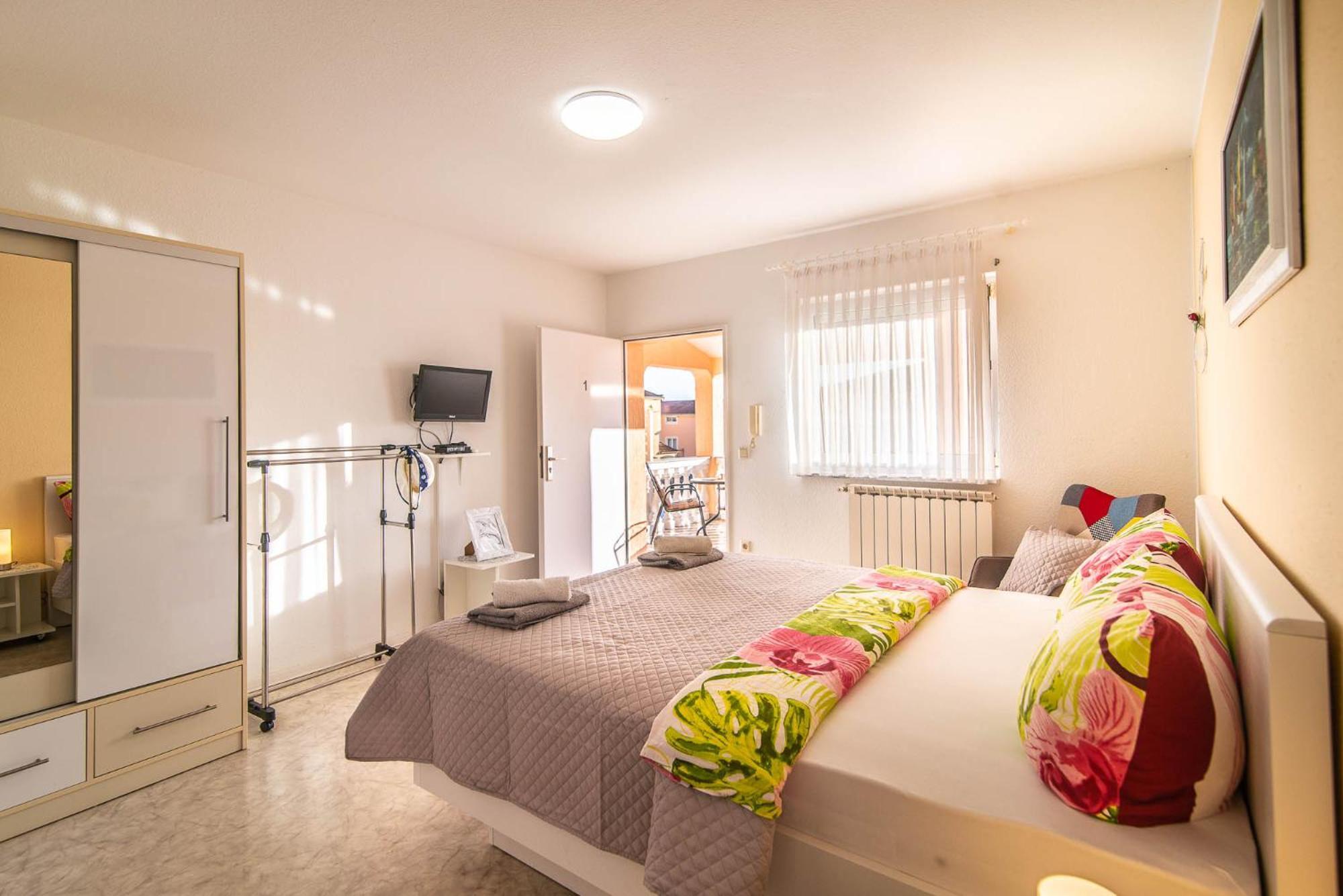 Haus Delphin Apartamento Poreč Exterior foto